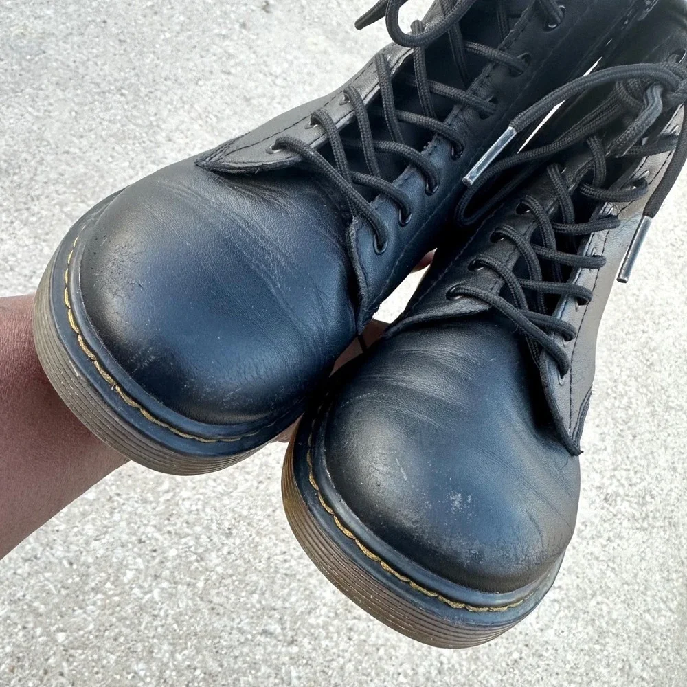 Dr. Martens Kids 1460 Softy T Leather Lace-Up Boots Kids‎ Size 3 Black